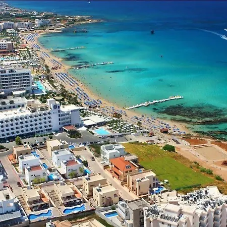 Hotell Seafront Luxury 4*