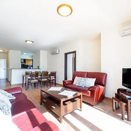 Hotell Seafront Luxury Protaras