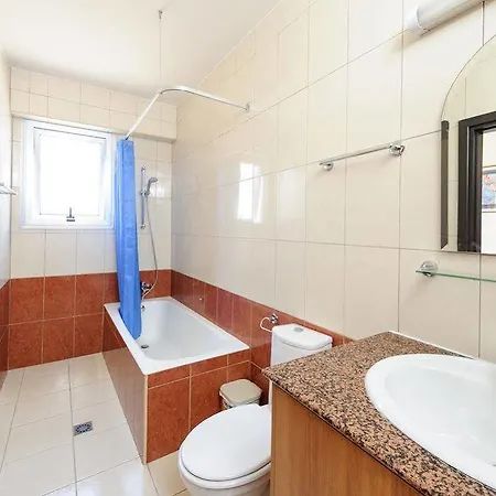 Seafront Luxury 4*